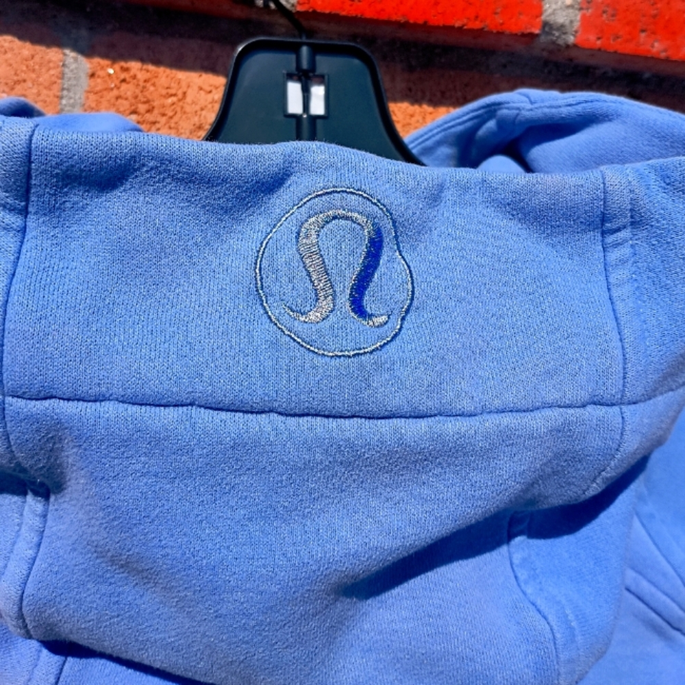 Lululemon hoodie/ sporting